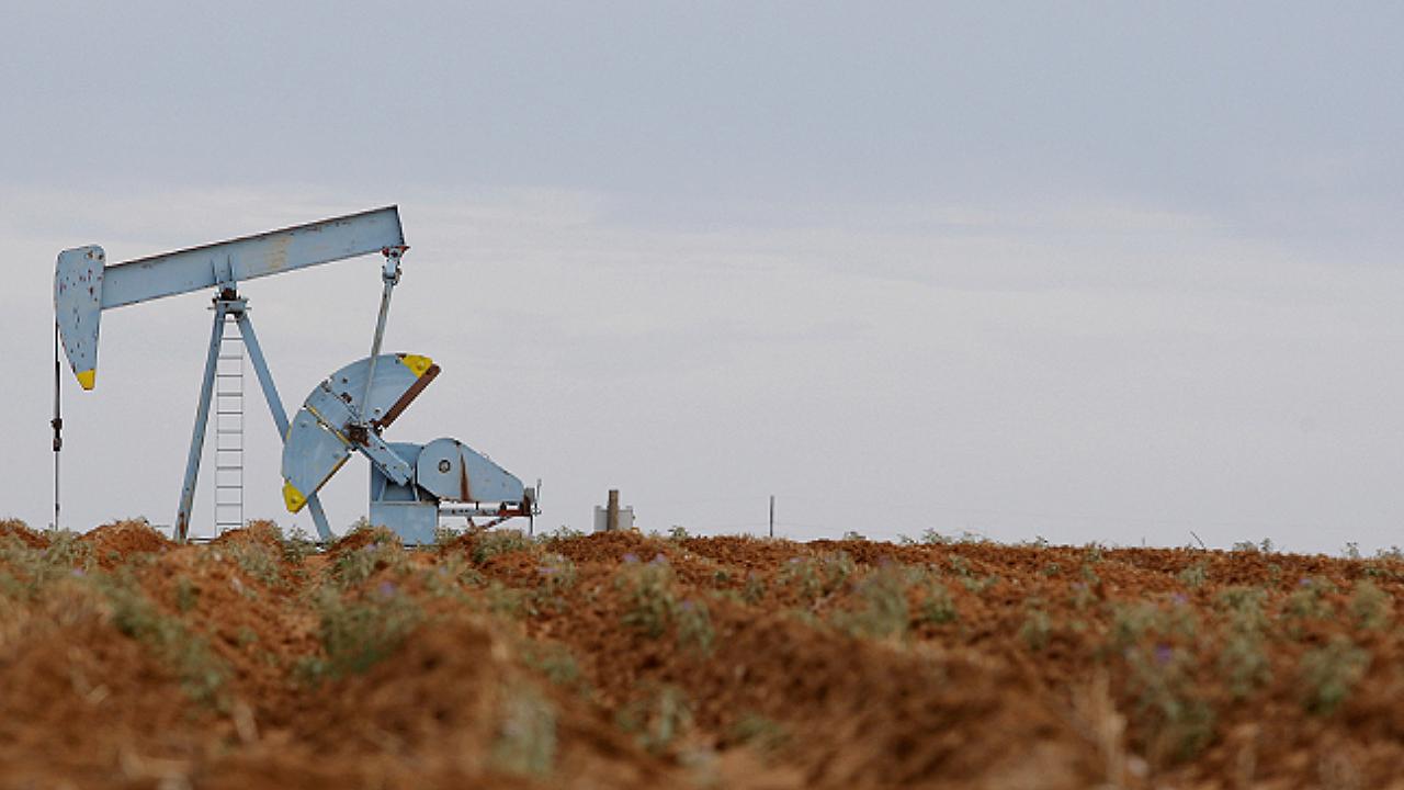 Hürmüz Boğazı'nda artan gerilim petrolü 100 doların üzerine taşıdı